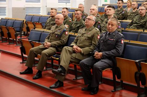 Spotkanie Rektora-Komendanta z żołnierzami i pracownikami WCKMed.